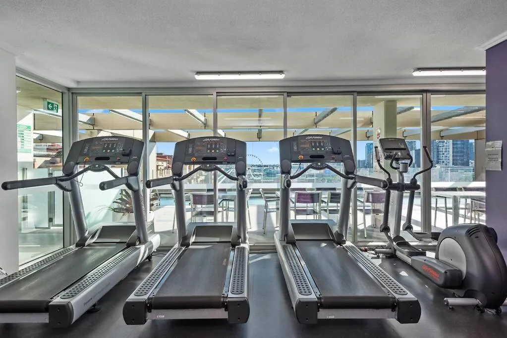 City Heights! 2Bed/1Bath/1Car/Views ~ Cbd Brisbane Apartment